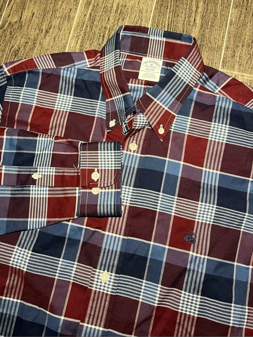 Brooks Brother Plaid Long Sleeve Button Shirt Non Iron Mens Medium Supima Cotton